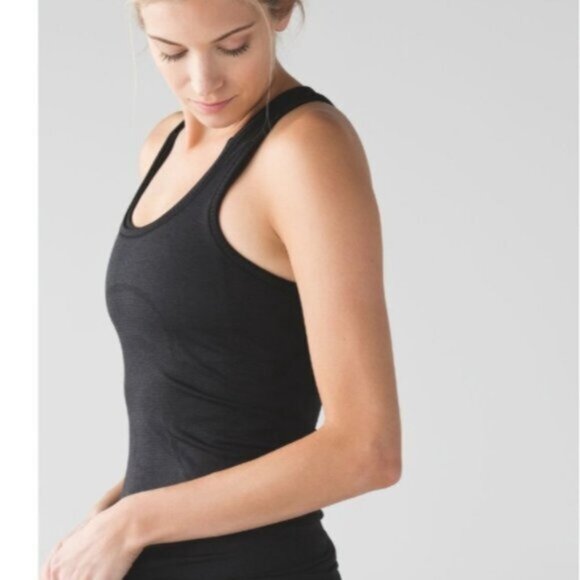 Lululemon Swiftly Tech Racerback Black / Black - Picture 3 of 10